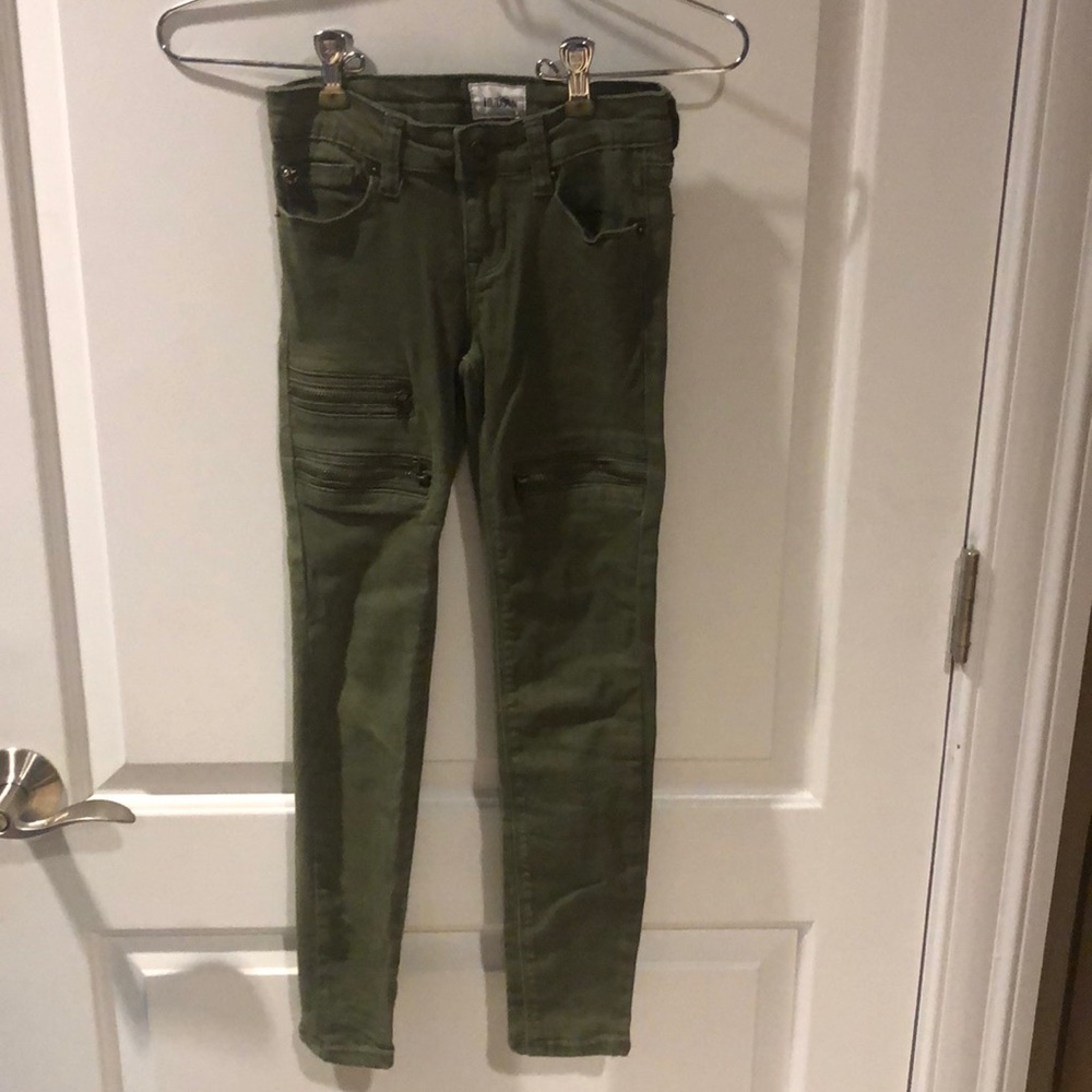 Girls Hudson jeans!